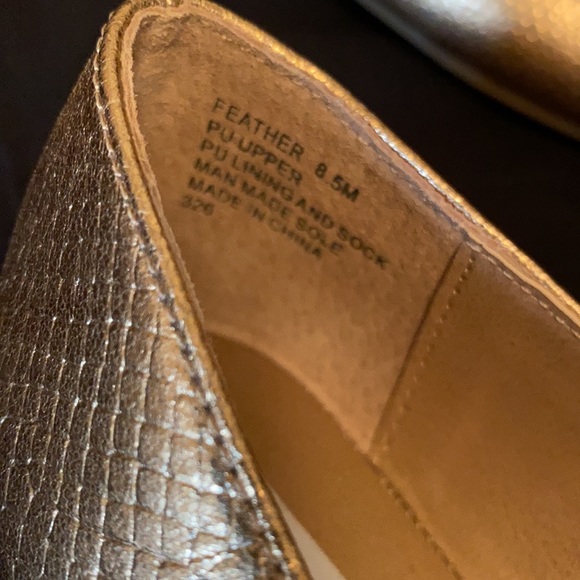 Brand new Steve Madden gold loafer flats - Picture 3 of 5